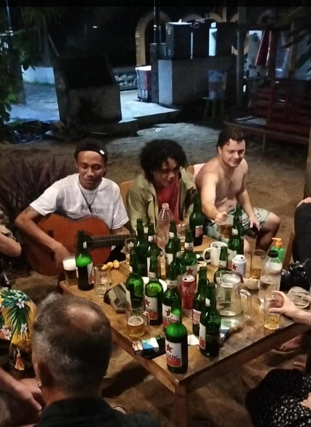 Arto Moro Бунакен Екстериор снимка